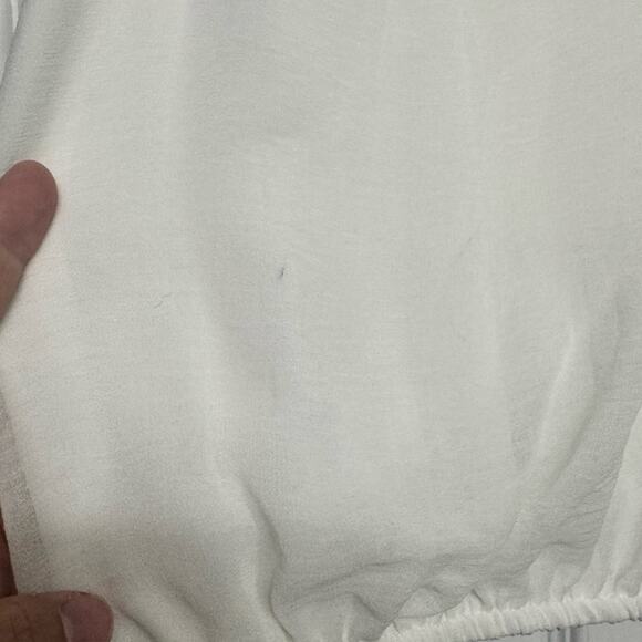 Max Studio White Sleeveless V-Neck Blouse Womens Small Minimalist Chic Workwear - Picture 6 of 7